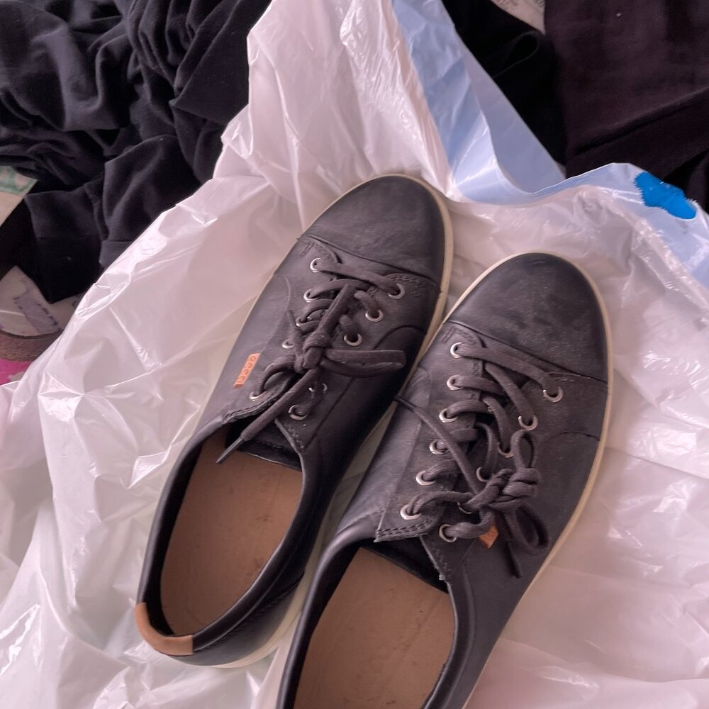Ecco Sneakers